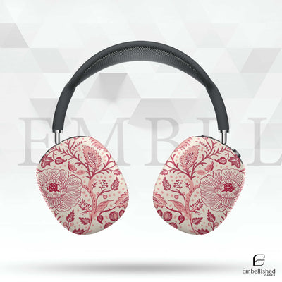 Vintage floral AirPod Max case with scratch-resistant polycarbonate design.